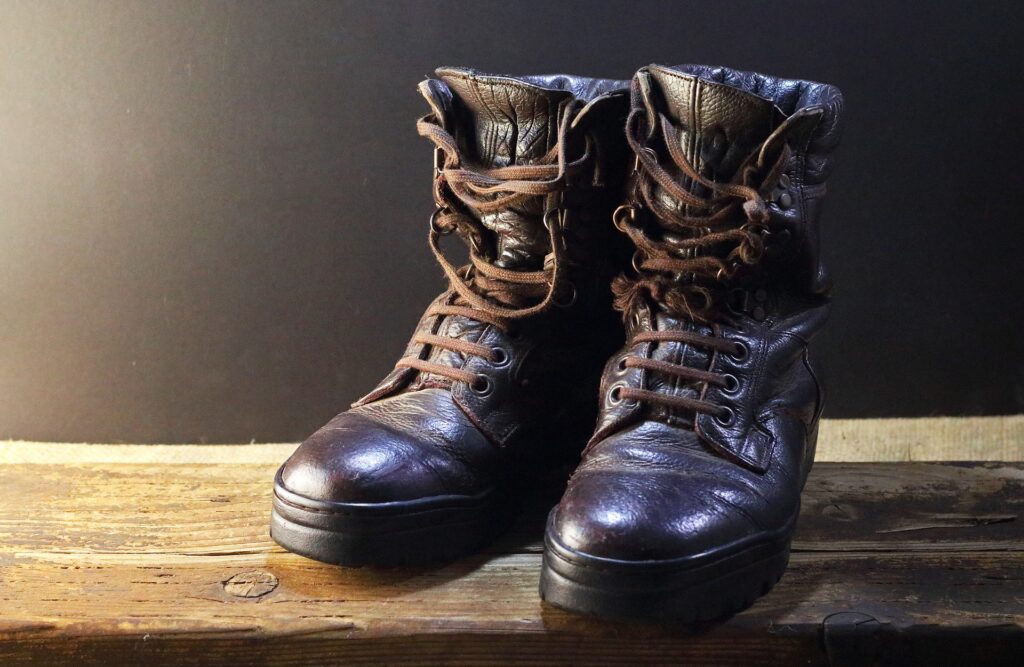 Combat boots